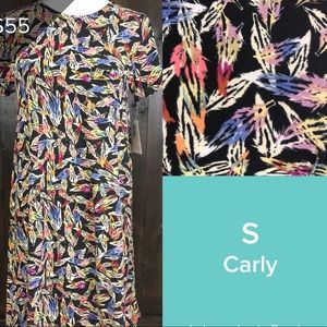 LuLaRoe Feathers Carly Leggings Material